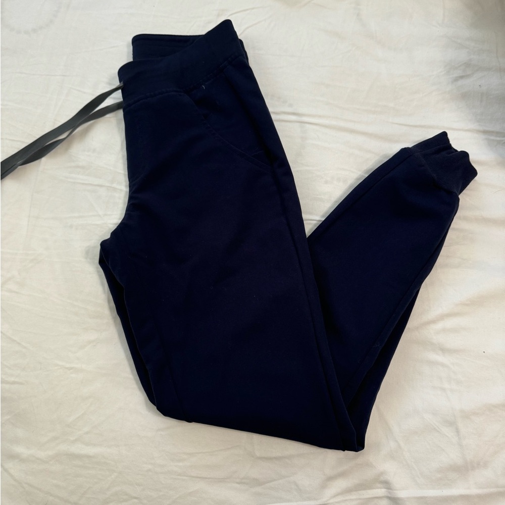 Figs Women's Navy zamora jogger